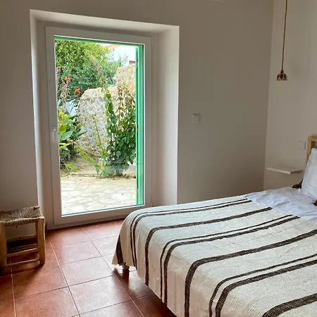 Casas Lentas Slow Living-obidos * Sobral (Leiria)