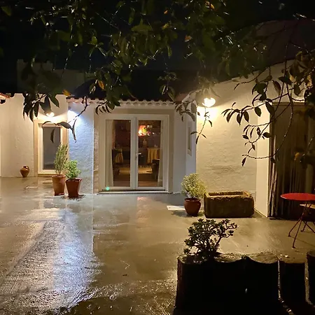 Casa de Férias Casas Lentas Slow Living-óbidos *