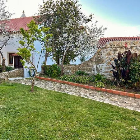 Casas Lentas Slow Living-obidos Holiday home Sobral (Leiria)