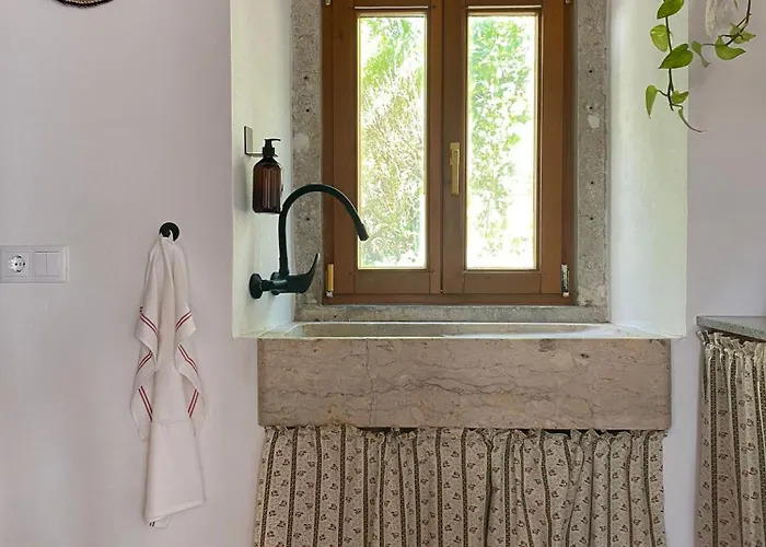 Дом отдыха Casas Lentas Slow Living-obidos Sobral (Leiria)